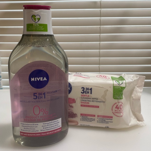 Nivea Micellar Water & Face Cleansing Wipes - Picture 4 of 5